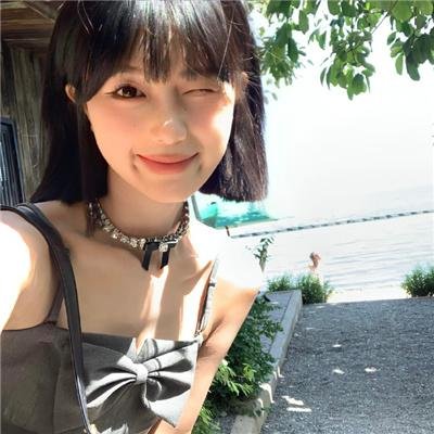沉默一瞬
